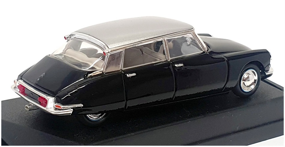 Vitesse 1/43 Scale 691 - 1957-58 Citroen DS19 Red - Black/Silver