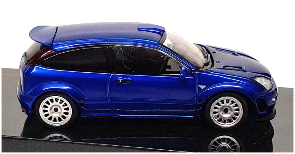 Ixo 1/43 Scale Diecast CLC467N.22 - 1999 Ford Focus Custom - Blue