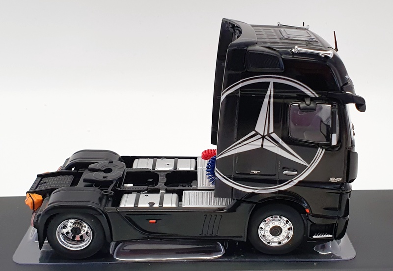 IXO Models 1/43 TR073 - 2012 Mercedes Benz Actros MP4 - Black
