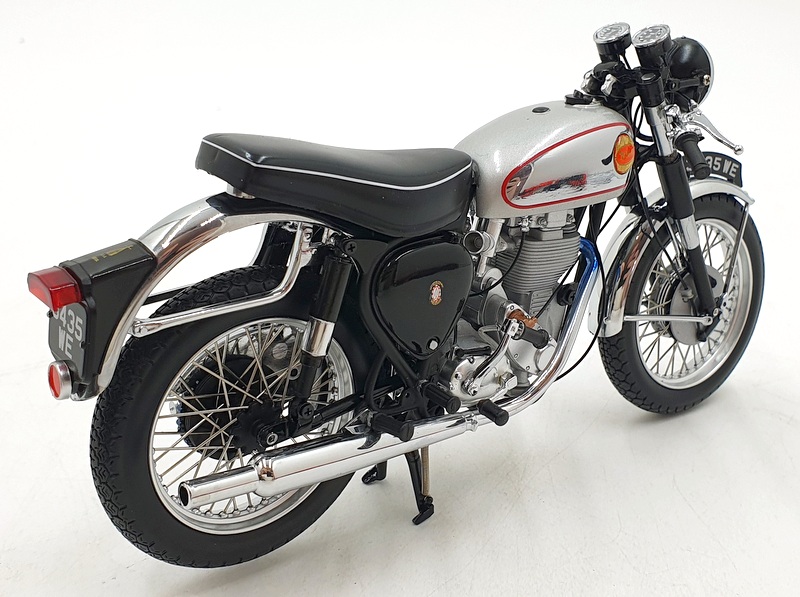 MINICHAMPS 1/12 BSA Gold Star DBD34