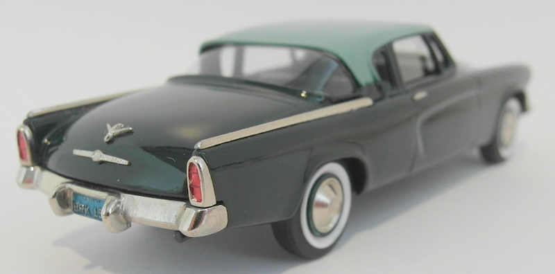 Brooklin 1/43 Scale BRK158 - 1954 Studebaker Commander Azore Green/Lance Green