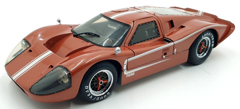 Exoto 1/18 Scale diecast 18055 1967 Ford GT40 Mk IV Test Car