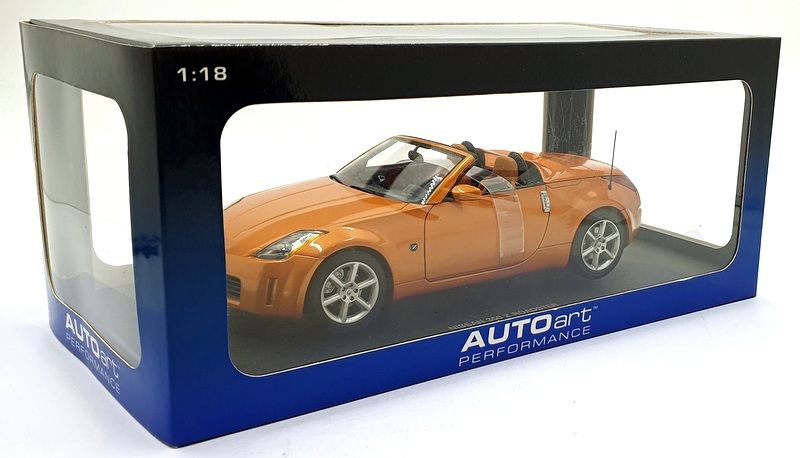 Autoart 1/18 Scale Diecast 77372 - Nissan 350 Z Roadster