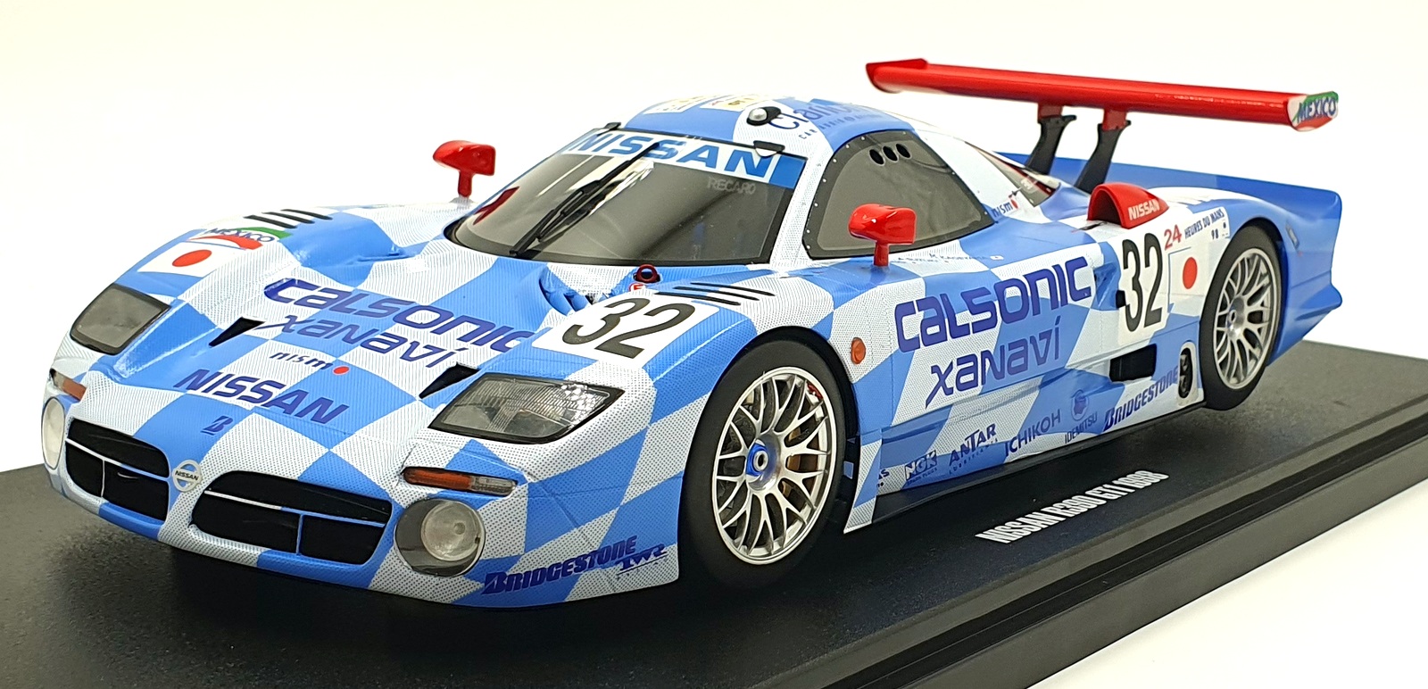 GT Spirit 1/18 Scale GT529 - Nissan R390 GT1 Le Mans 1998 #32 | eBay