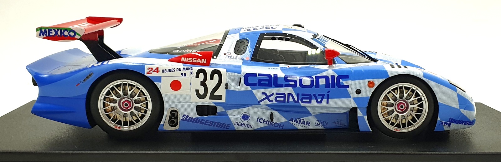 GT Spirit 1/18 Scale GT529 - Nissan R390 GT1 Le Mans 1998 #32 | eBay