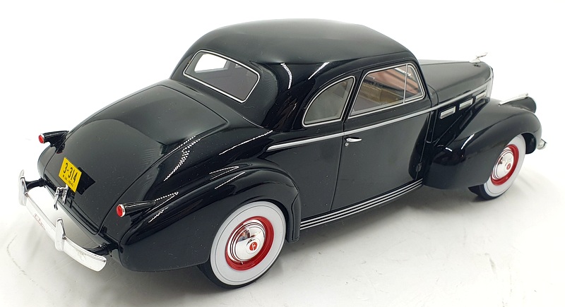 BOS Models 1/18 Scale BOS314 LaSalle Series 50 Coupe - Schwartz BOS Models 1/18 Scale BOS314 LaSalle Series 50 Coupe - Schwartz