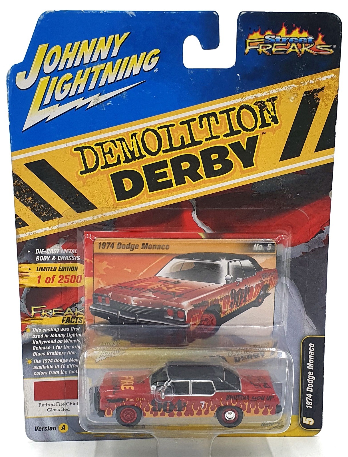 Johnny Lightning 1/64 Scale JLSF017 - 1974 Dodge Monaco #904 Demolition Derby Johnny Lightning 1/64 Scale JLSF017 - 1974 Dodge Monaco #904 Demolition Derby
