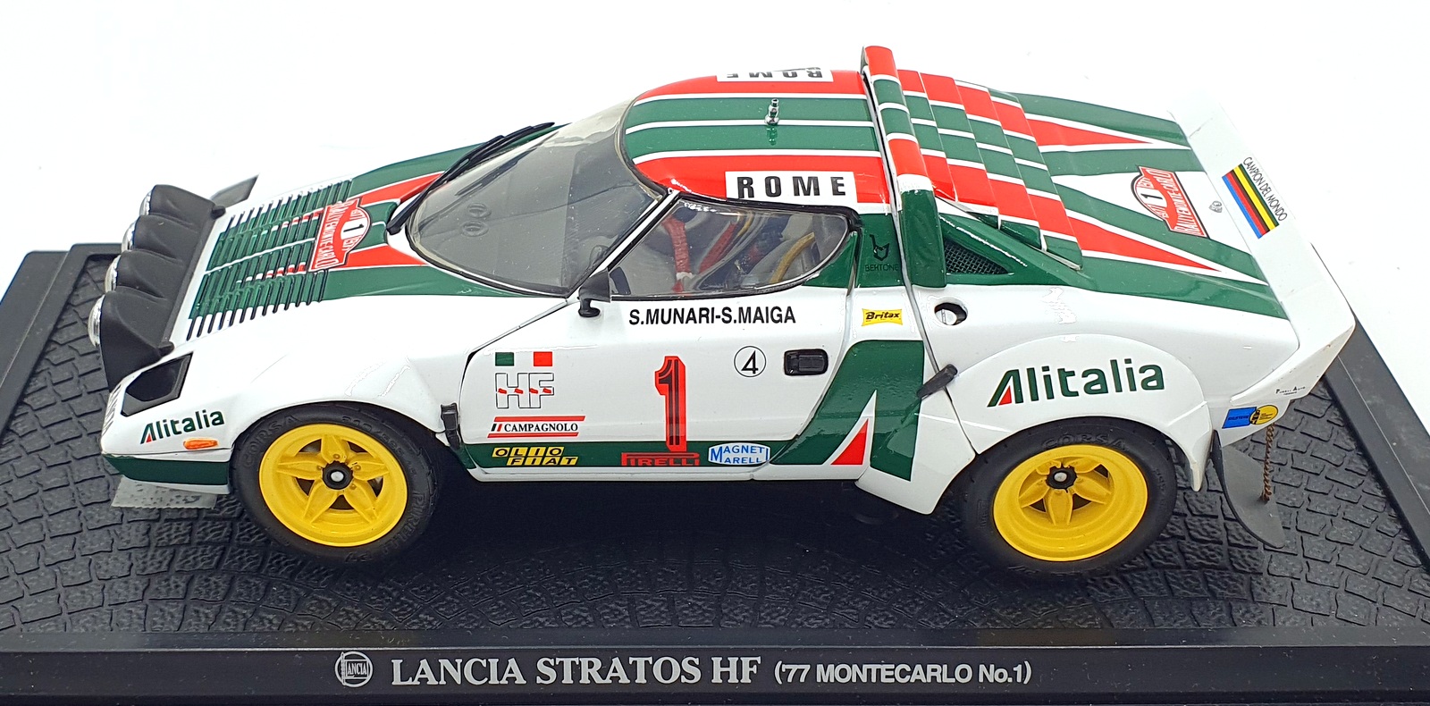 Kyosho 1/18 Scale 08132A - Lancia Stratos HF Rally 1977 Monte
