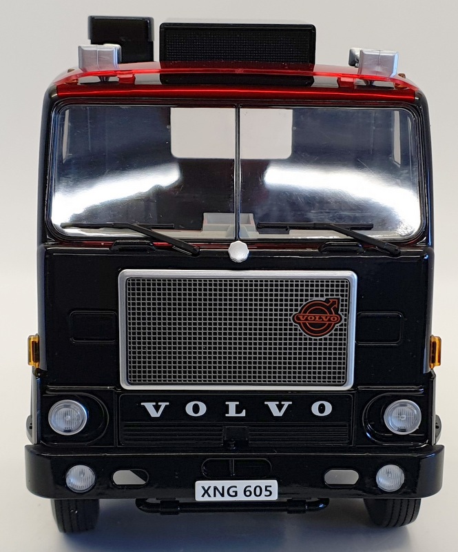 1/18 ボルボ　F88 KK Scale Road Kings 1/18 RK180062 - 1965 Volvo F88 Tractor