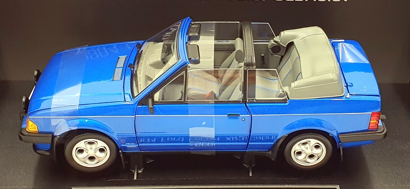 Sun Star 1/18 Scale 4988R - 1984 Ford Escort XR3i Cabriolet - Azure Blue