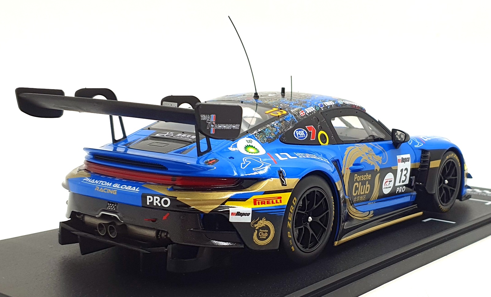 IXO 1/18 Scale LEGT1824003BAT - Porsche 911 (992) gt3 #13 12Hr Bathurst 2024