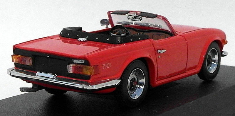 Detail Cars 1/43 Scale Diecast ART351 - 1969 Triumph TR6 Spider - Red