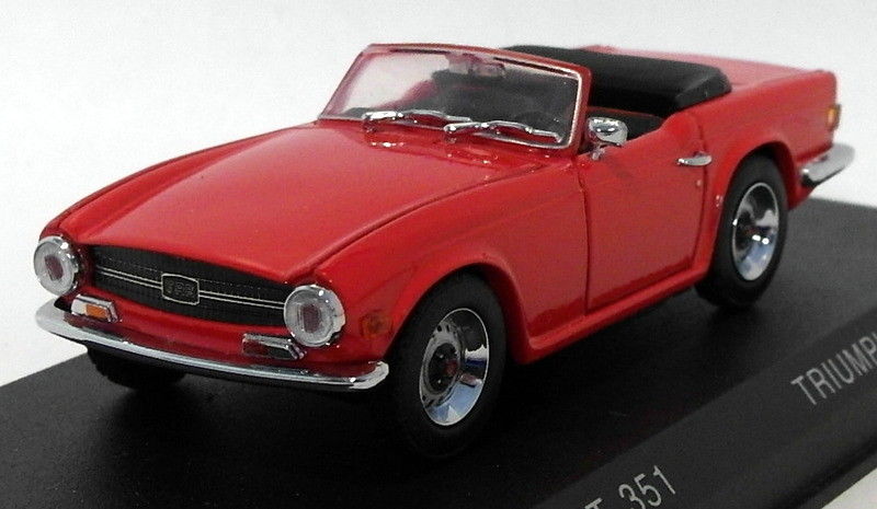 Detail Cars 1/43 Scale Diecast ART351 - 1969 Triumph TR6 Spider - Red