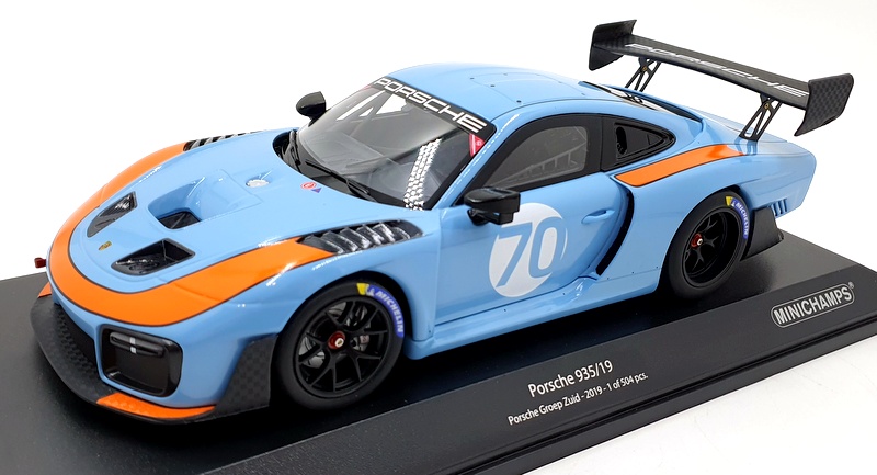 Minichamps 1/18 Scale 155 067570 Porsche 935/19 2019 Groep Zuid - Blue/Orange