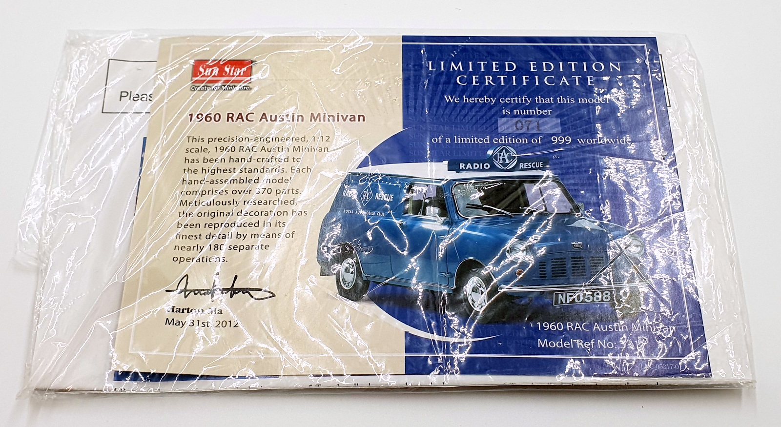 Sun Star 1/12 Scale Diecast 5317 - 1960 RAC Austin Minivan - Blue