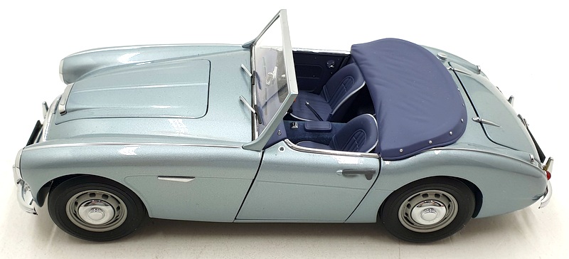Kyosho 1/18 Scale Diecast 08144SB - Austin Healey 100/6 - Ice Blue