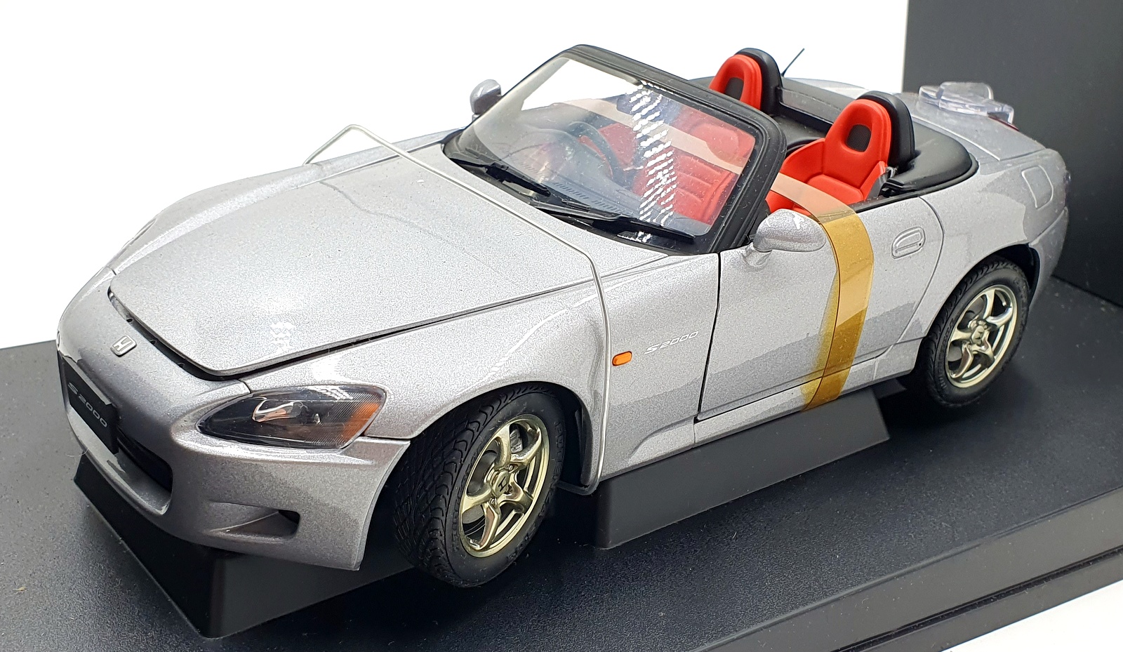 Autoart 1/18 Scale Diecast 73212 - Honda S 2000 RHD Japanese