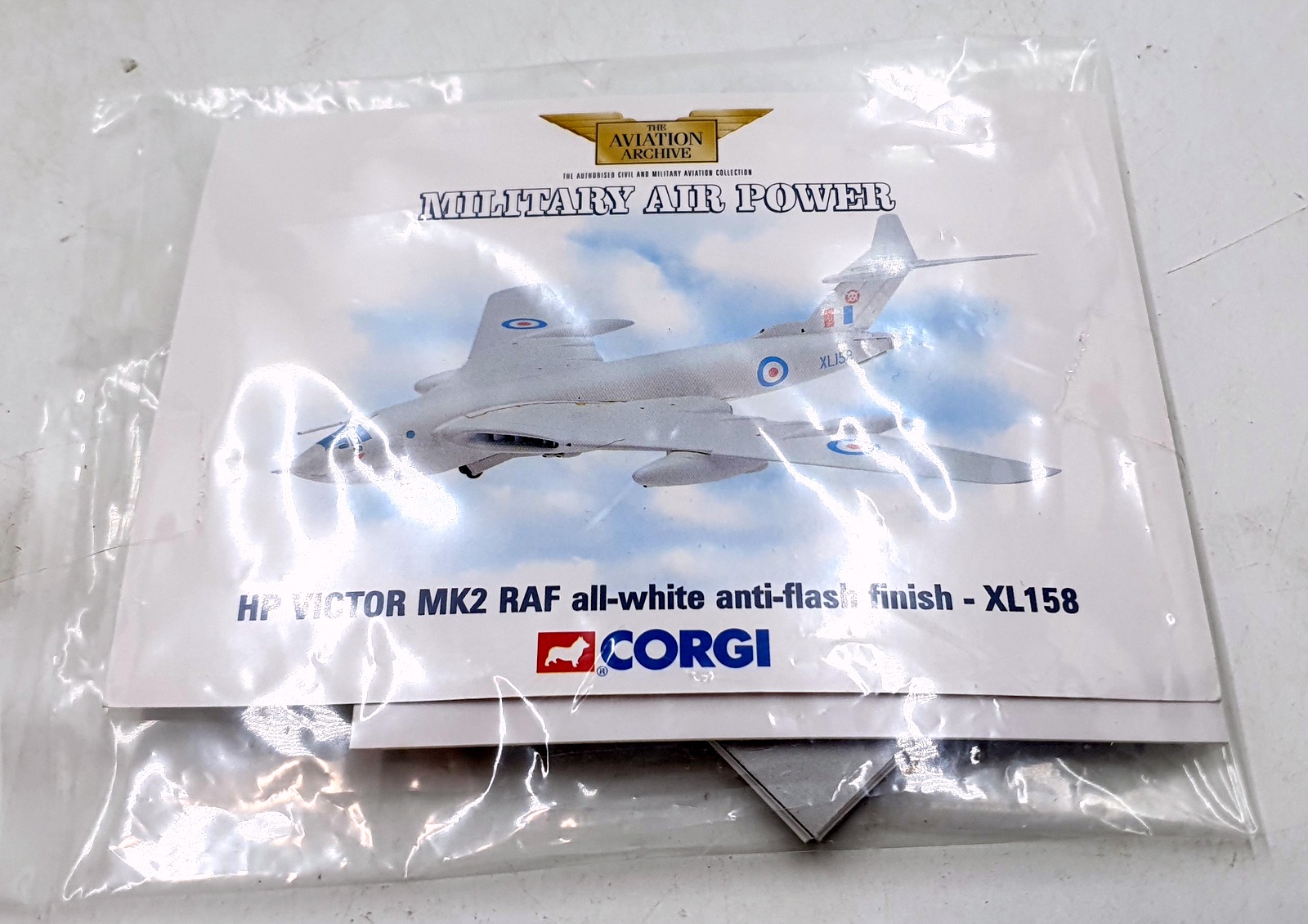 Corgi 1/144 Scale 48702 - HP Victor MK2 RAF All White Anti Flash Finish Corgi 1/144 Scale 48702 - HP Victor MK2 RAF All White Anti Flash Finish