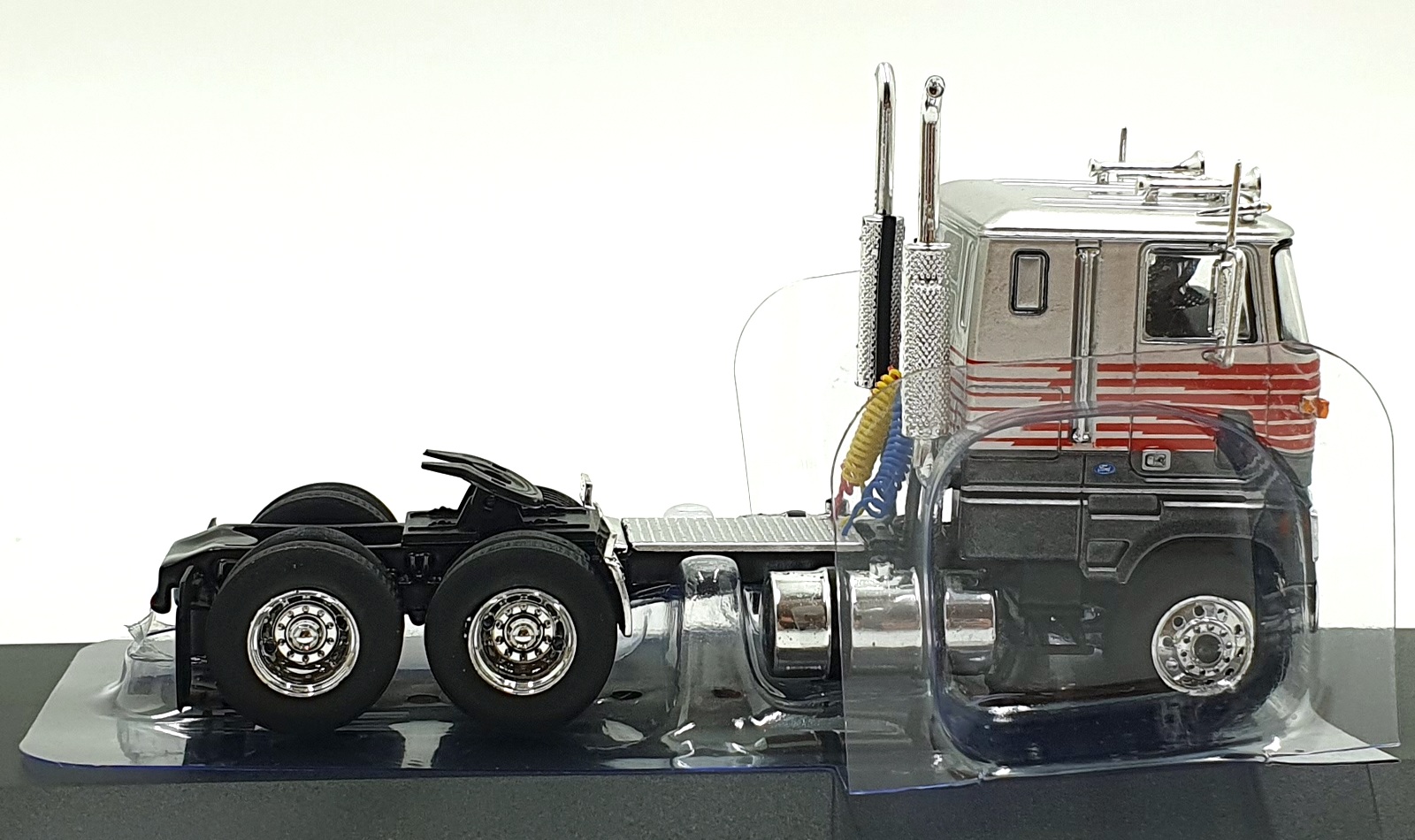 Ixo Models 1/43 Scale Diecast 64TR015A - 1976 Ford CL 9000 Truck Ixo Models 1/43 Scale Diecast 64TR015A - 1976 Ford CL 9000 Truck