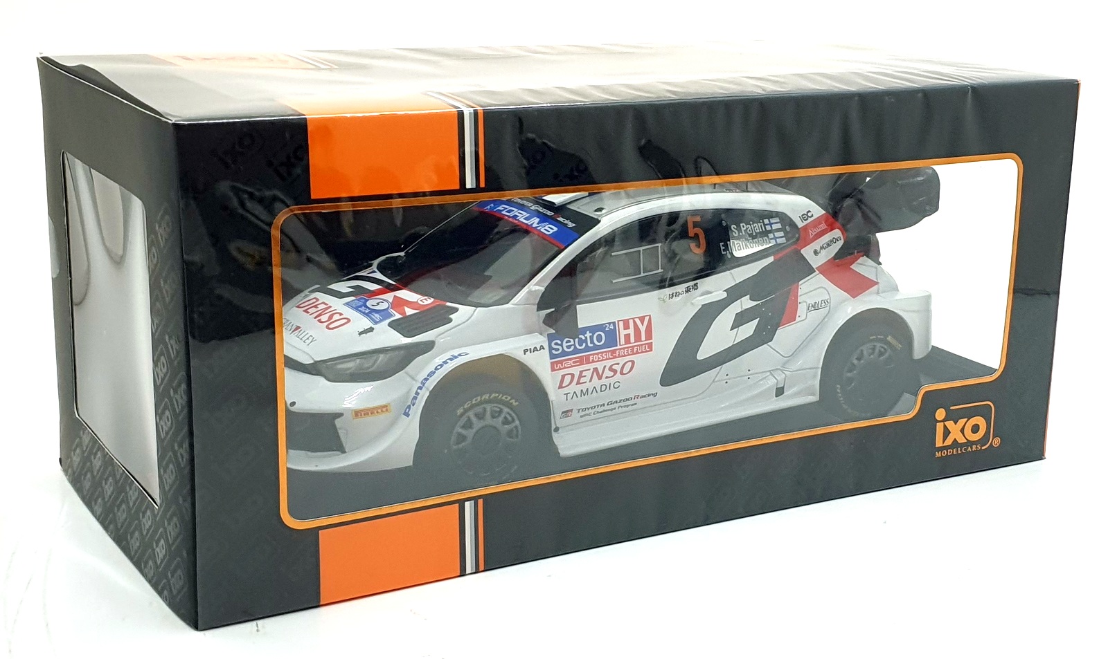 ixo 1/18 トヨタ・GRヤリス Rally1 #1 S．オジェ 2022 ラリー