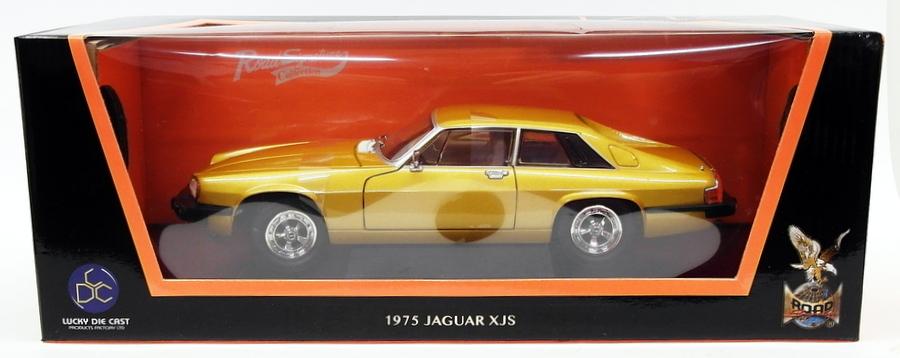 Road Signature 1/18 Scale Model Car 92658 - 1975 Jaguar XJS - Gold