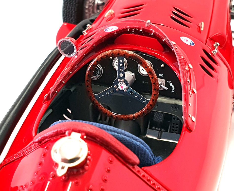 CMC 1/18 Scale M-064 - F1 Maserati 250F Grand-Prix-Siegar 1957