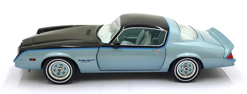 Greenlight 1/18 Scale Diecast 13664- 1978 Chevrolet Camaro Rally