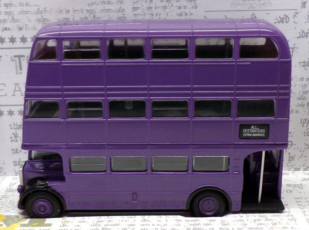 Corgi 1/76 Scale Diecast CC99726 - Triple Deck Knight Bus - Harry Potter