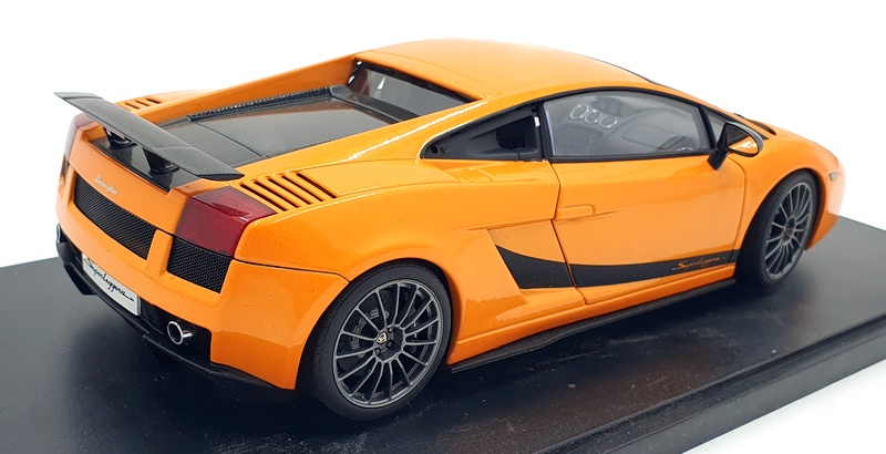 Autoart 1/18 Scale 74581 - Lamborghini Gallardo Superleggera - Met