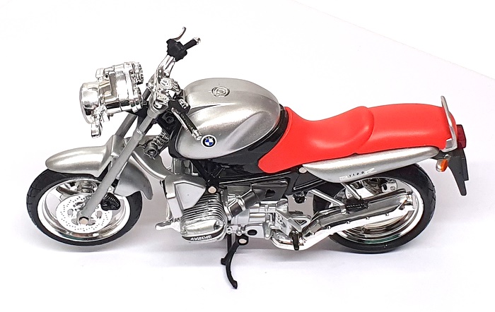 New Ray 1/12 Scale 43553 - BMW R1100R Motorbike - Silver/Red