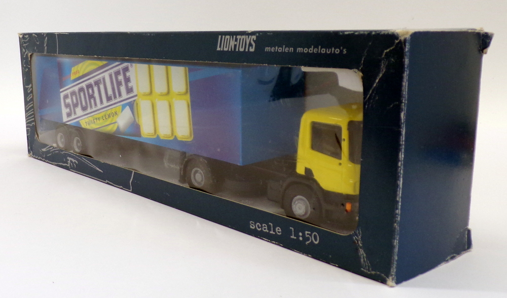 Lion Toys 1/50 Scale Diecast No.36 Scania 94D Truck & Trailer