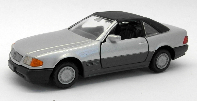 Gama 1/43 Scale Diecast - 1132 Mercedes SL Coupe Silver