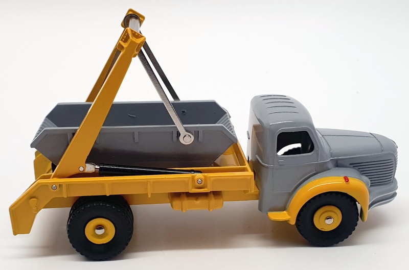 Atlas Editions Dinky Toys 34C - Berliet Multibenne Marrel Truck