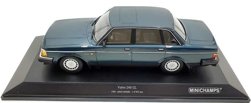 Minichamps 1/18 Scale Diecast 155 171407 - Volvo 240 GL 1986 - Petrol Met Minichamps 1/18 Scale Diecast 155 171407 - Volvo 240 GL 1986 - Petrol Met