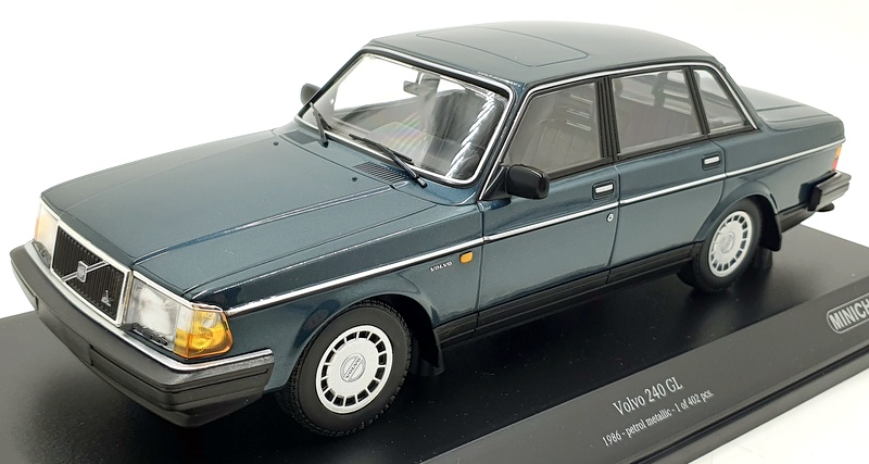 Minichamps 1/18 Scale Diecast 155 171407 - Volvo 240 GL 1986 - Petrol Met Minichamps 1/18 Scale Diecast 155 171407 - Volvo 240 GL 1986 - Petrol Met