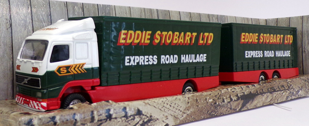 Corgi Diecast 59516 - Volvo Short Wheelbase Lorry & Trailer - Stobart