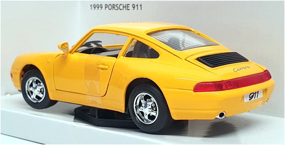 Motor Max 1/24 Scale Diecast SAIN04 - 1999 Porsche 911 - Yellow