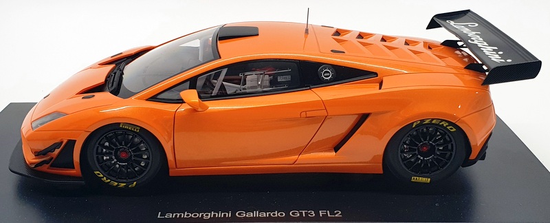 Autoart 1/18 Scale 81357 - 2013 Lamborghini Gallardo  GT3 FL2 - Met Orange