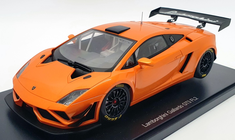 Autoart 1/18 Scale 81357 - 2013 Lamborghini Gallardo  GT3 FL2 - Met Orange