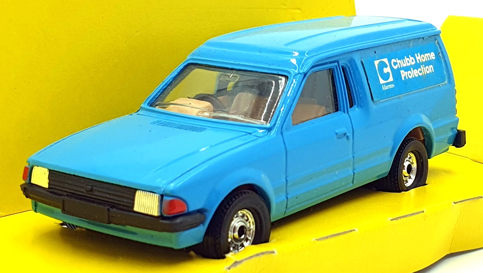 Corgi 12cm Long Diecast 626 - Ford Escort Van - Chubb Fire Cover Corgi 12cm Long Diecast 626 - Ford Escort Van - Chubb Fire Cover