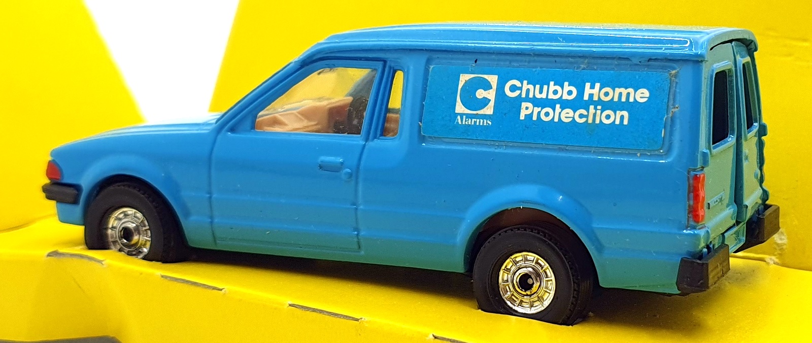 Corgi 12cm Long Diecast 626 - Ford Escort Van - Chubb Fire Cover Corgi 12cm Long Diecast 626 - Ford Escort Van - Chubb Fire Cover