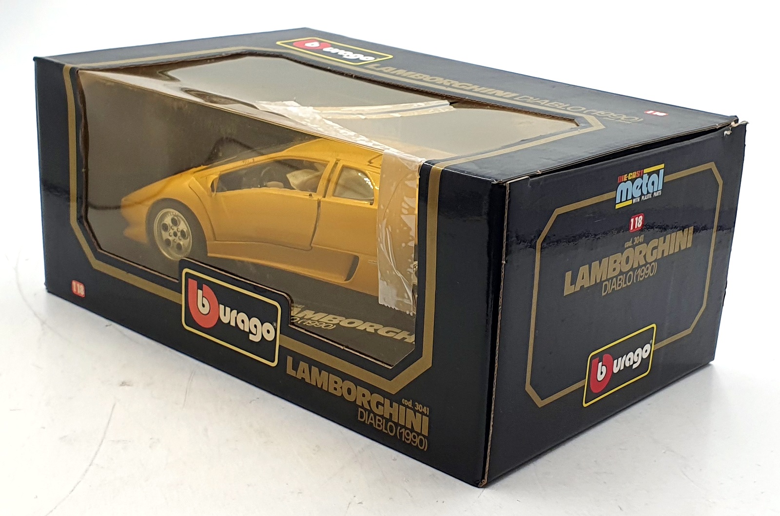 Burago 1/18 Scale Diecast 3041 - Lamborghini Diablo 1990 - Yellow