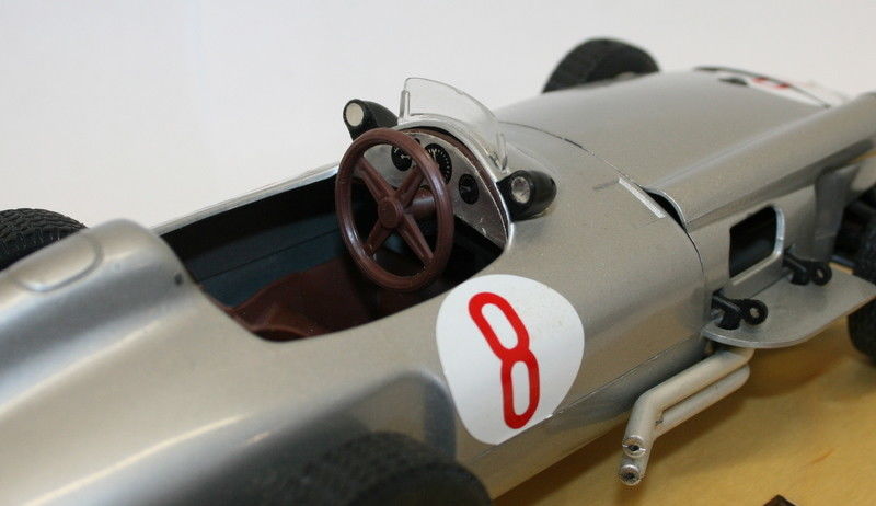 メルセデス　ベンツ　W196　ミニカー　イタリア　　ダイキャスト　ポリスティル Polistil 1/16 Scale Diecast Model Car - Mercedes Benz RW 196 #8 | eBay