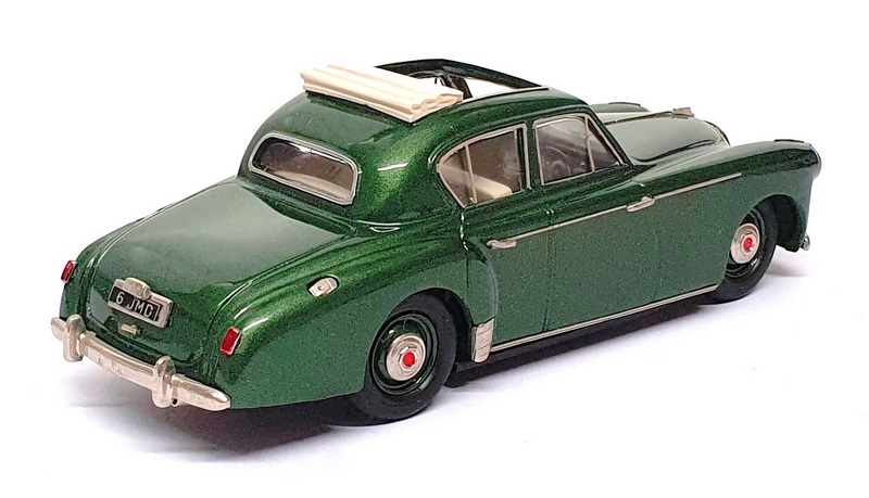 Four Wheel Models 1/43 Scale FWLG34 - 1954 Lagonda 3L 4Dr Saloon - Larch Green Four Wheel Models 1/43 Scale FWLG34 - 1954 Lagonda 3L 4Dr Saloon - Larch Green