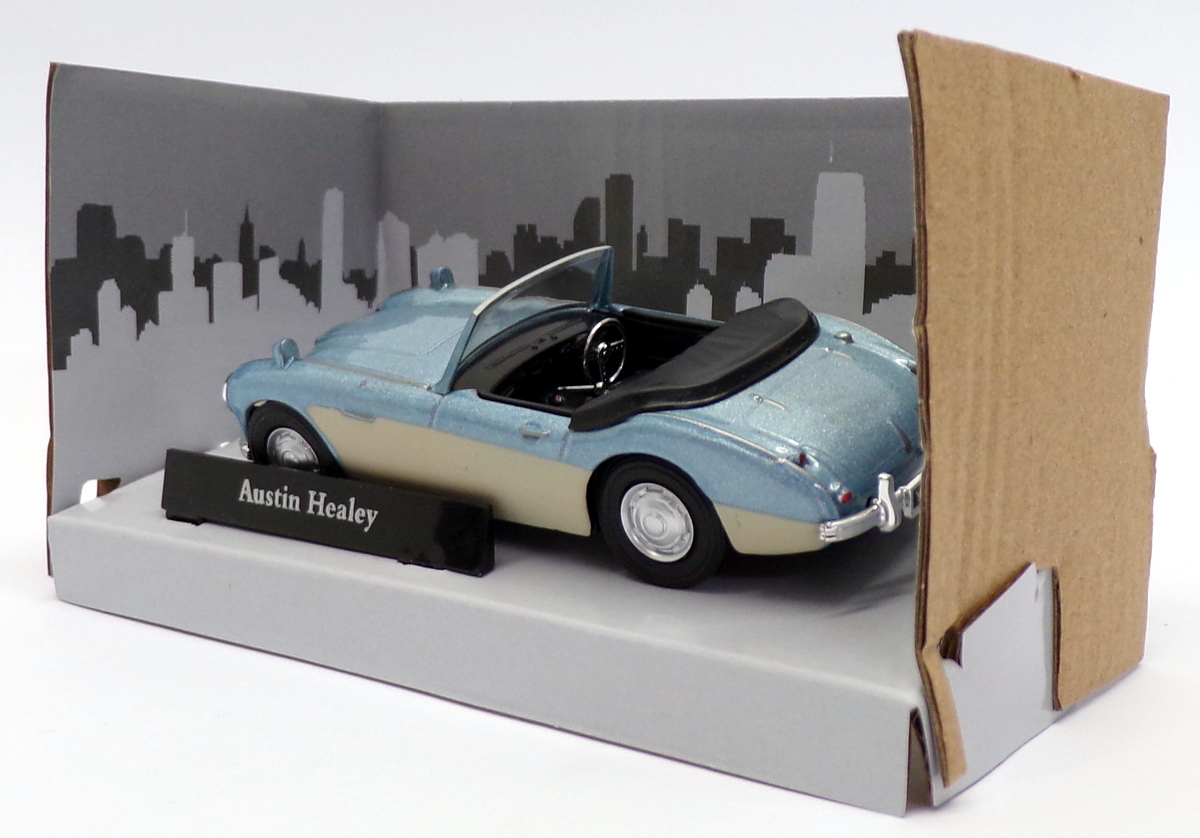 Cararama 1/43 Scale Model Car 416240 - Austin Healey - Met Blue/Milky Cararama 1/43 Scale Model Car 416240 - Austin Healey - Met Blue/Milky