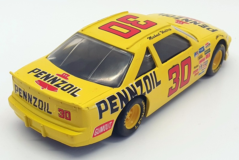 Racing Champions 1/24 Scale 09050 - 1993 Stock Car Pontiac #30 Nascar - Yellow