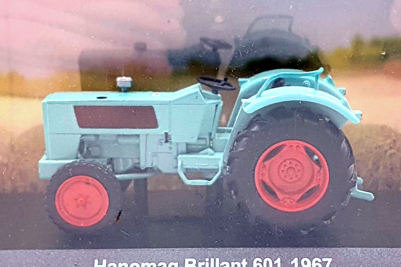 Hachette 1/43 Scale Model Tractor HL41 - 1967 Hnomag Brilliant 601 - Green