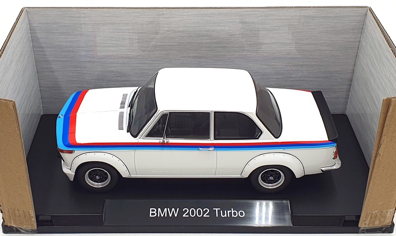 MCG 1/18 – BMW 2002 Turbo White 1973 – Modèle Réduit En Diecast – Échelle 1:18