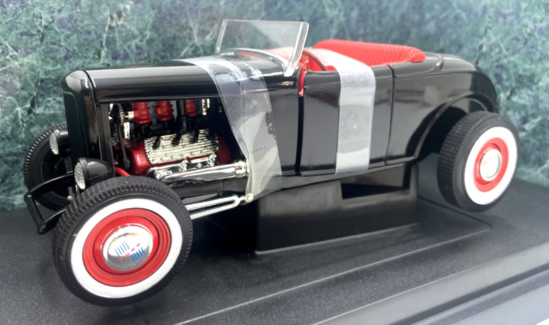 Ertl 1/18 Scale Diecast 7239 - 1932 Ford Street Rod - Black | eBay