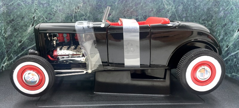 Ertl 1/18 Scale Diecast 7239 - 1932 Ford Street Rod - Black | eBay